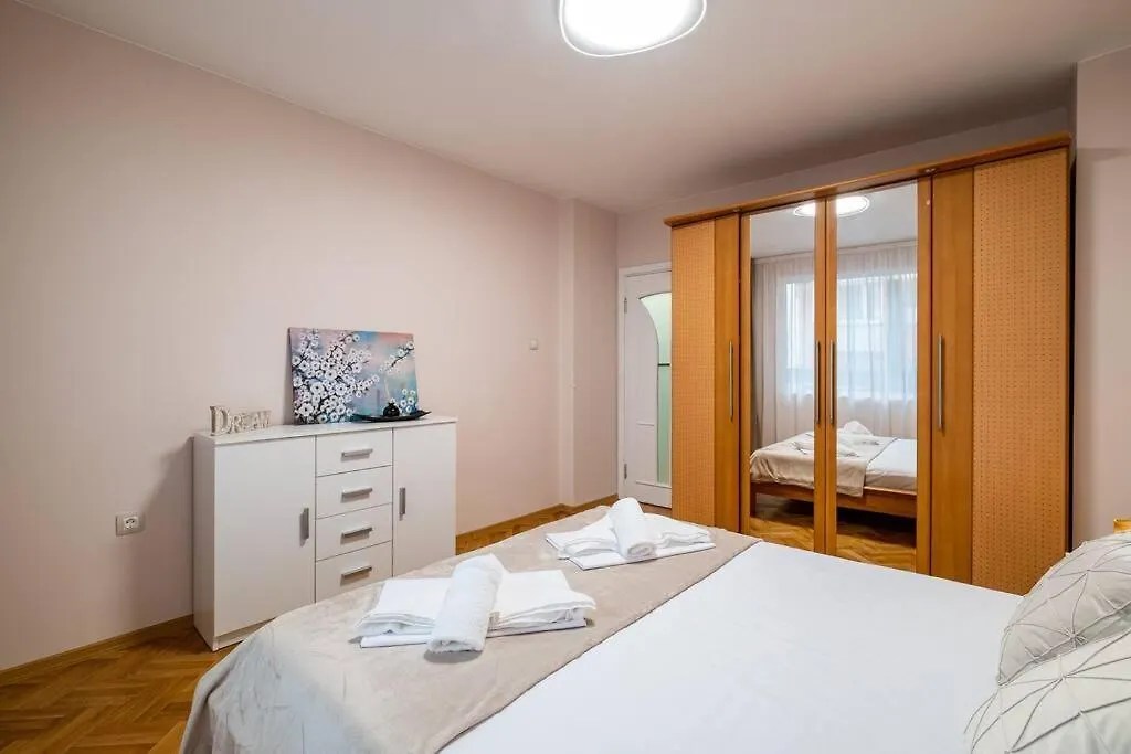 Varna Central 2Bdrm Apartment
